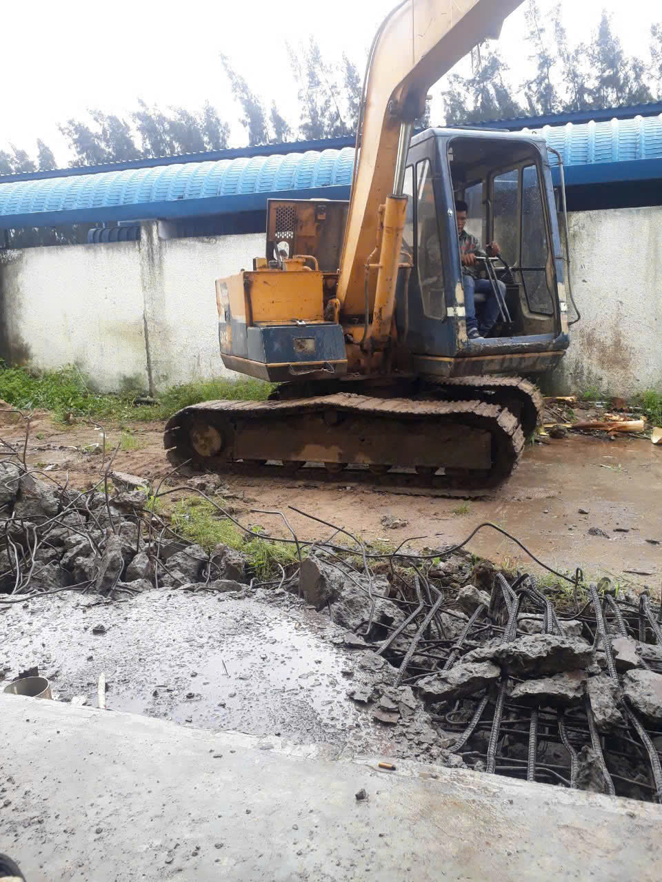 Các Loại Máy Móc Hiện Đại Thường Dùng Trong Thi Công Nền Nhà